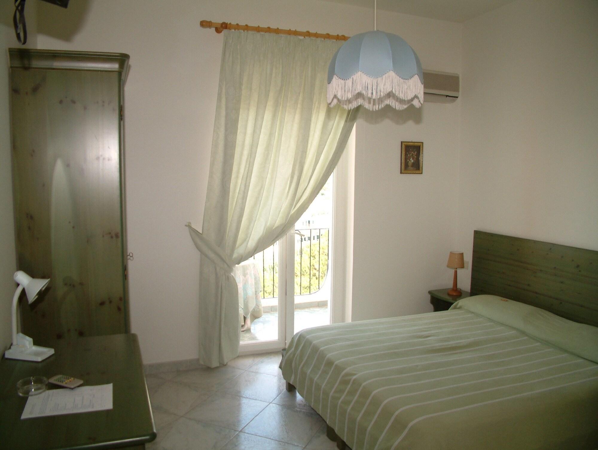 Hotel La Ginestra Forio di Ischia Buitenkant foto