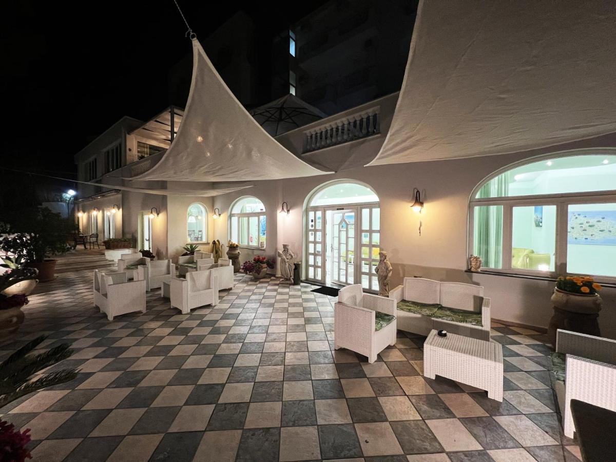 Hotel La Ginestra Forio di Ischia Buitenkant foto