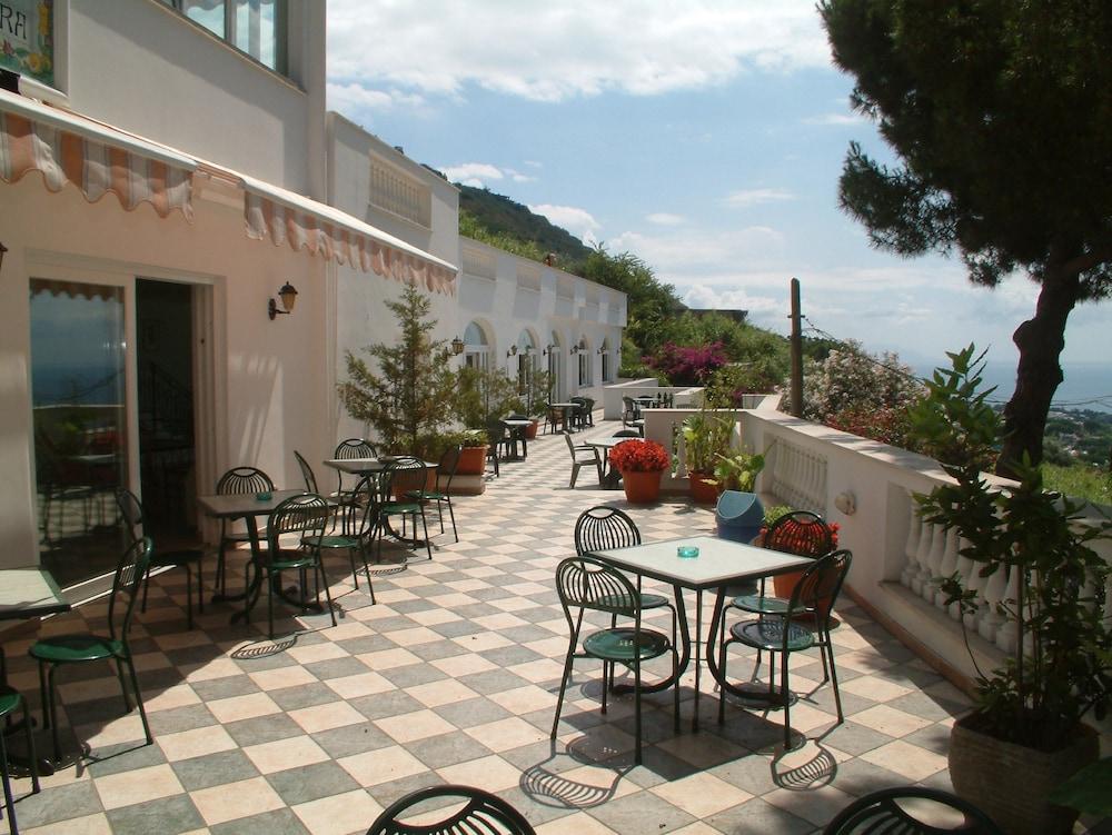 Hotel La Ginestra Forio di Ischia Buitenkant foto